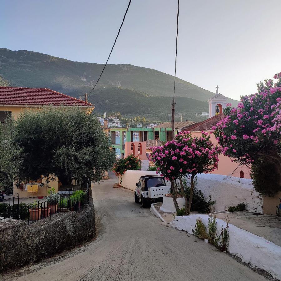 Maroudas Traditional Guest House Vathy  Dış mekan fotoğraf
